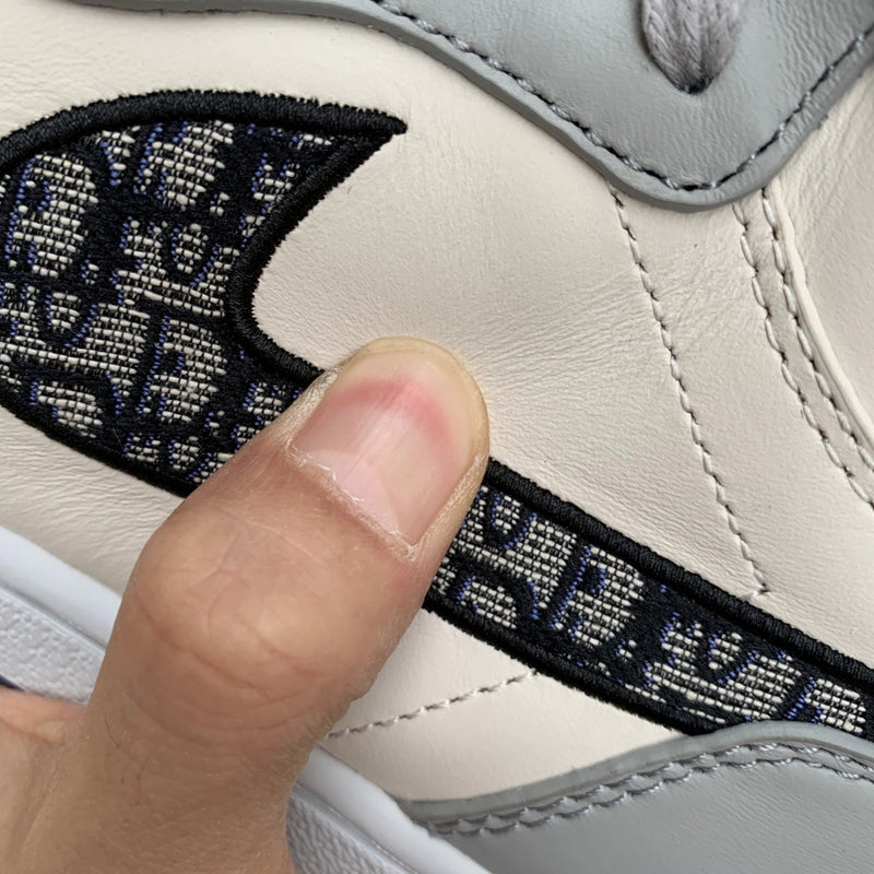 Nike Air Jordan 1 Retro High 'Dior'