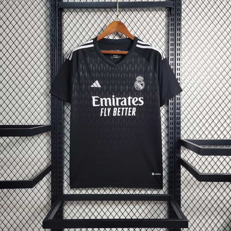 Real Madrid Black Goalkeeper Modelo Torcedor 23/24