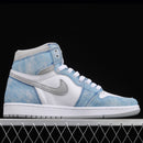 Nike Air Jordan 1 Retro High 'Hyper Royal'