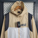 Windbreaker Jordan Bege