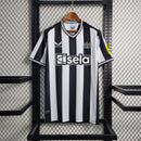 Camisola Newcastle Home Modelo Torcedor
