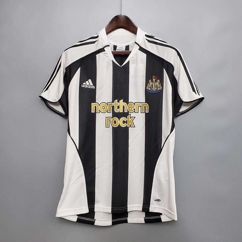Camisola Newcastle Retrô 2005/2006 - Preta e Branca