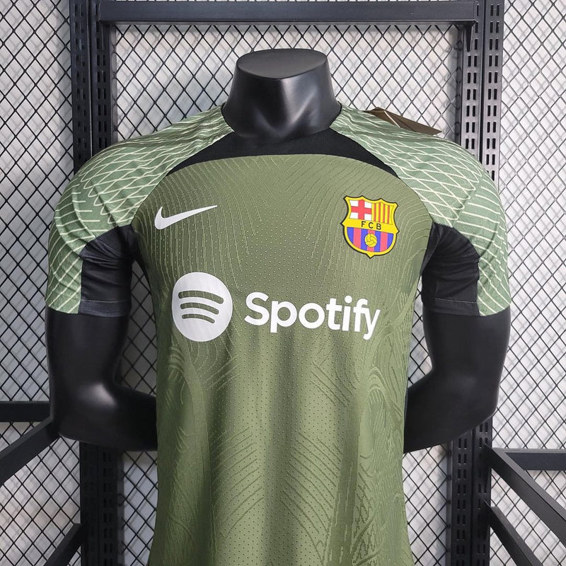 Camisola Barcelona Alternativa Green Modelo Jogador