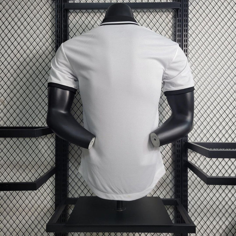 Camisola Seleção Japonesa Branca Modelo Jogador